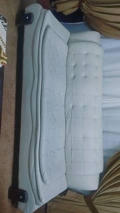 5 Seater Sofa In Good Condition