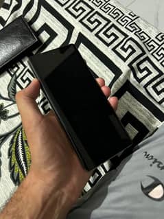 I'm selling my note 40 pro 8GB 256GB good batry backup