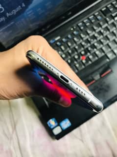 iPhone XS Max factory unlock