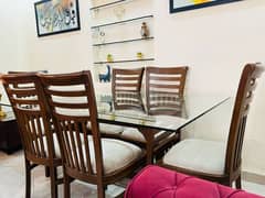 6 seater dining table same like new condition