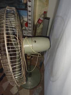 Table fan for sale urgent