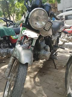 Ravi Piaggio Storm 125