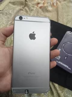 ip 6 plus New 3 month net work available serious buyer contact me