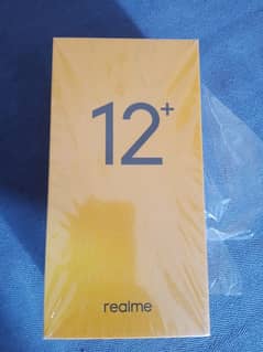 realme 12+5g 8/256 67watt 5000mh battery 2 days use only