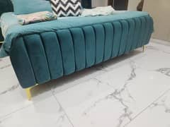 Bed Set with Brass legs