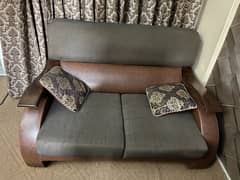 7 seater Sofa Set just like new