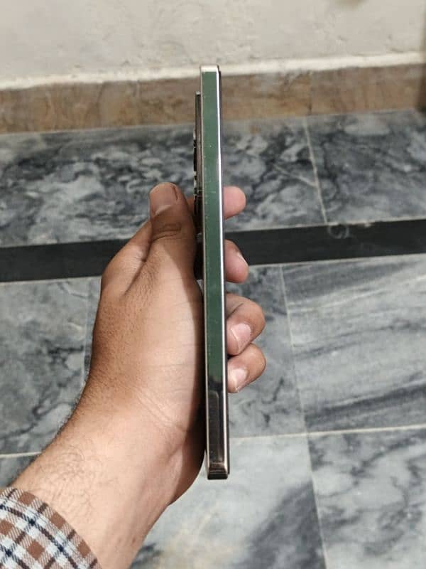 Infinix NOTE 40 in Mint condition 3