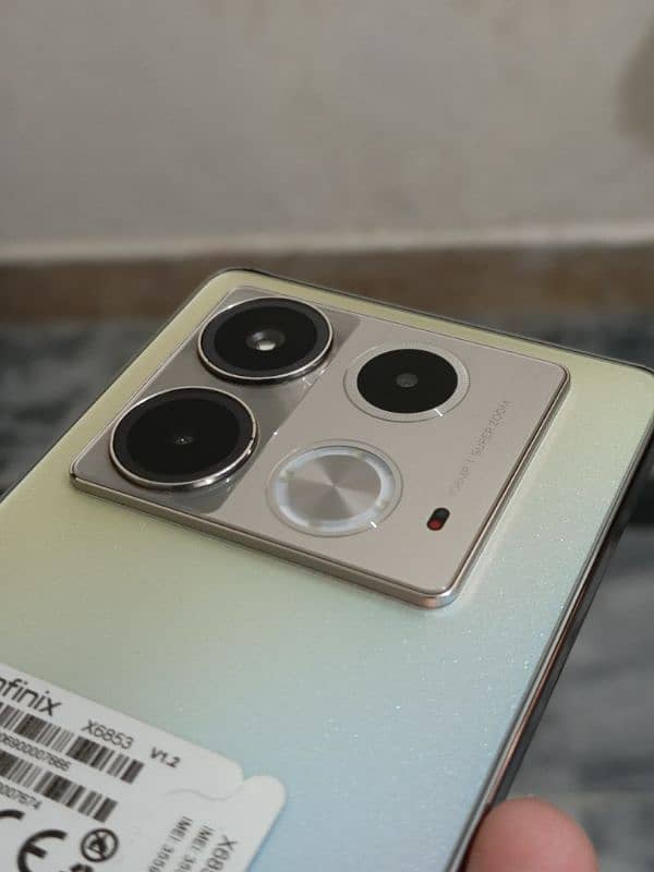 Infinix NOTE 40 in Mint condition 4