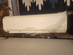 Mitsubishi Mr Slim 2 Ton AC barely used