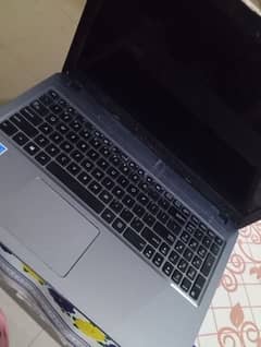 ASUS