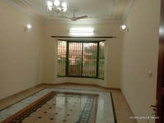 Beautiful upper portion 3 bed room for rent
