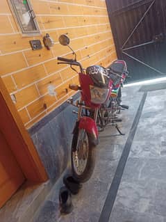 Honda Pridor 100cc red color Mardan registered