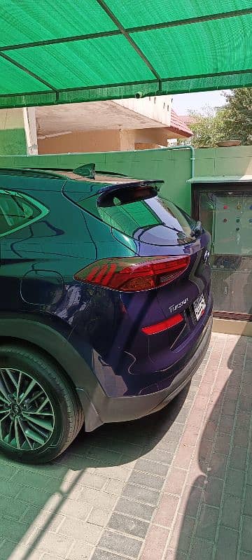 Hyundai Tucson 2.0 AWD ULTIMATE 14