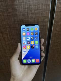iPhone xs pta approved 256 gb