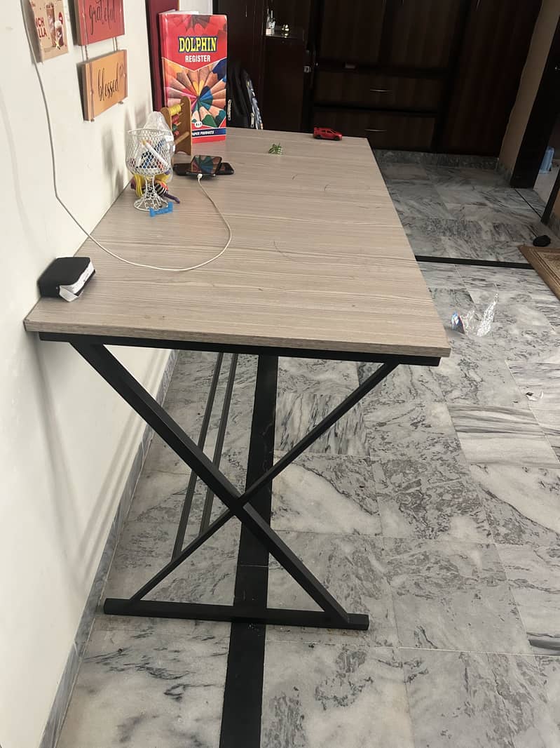 Computer table, study table 1