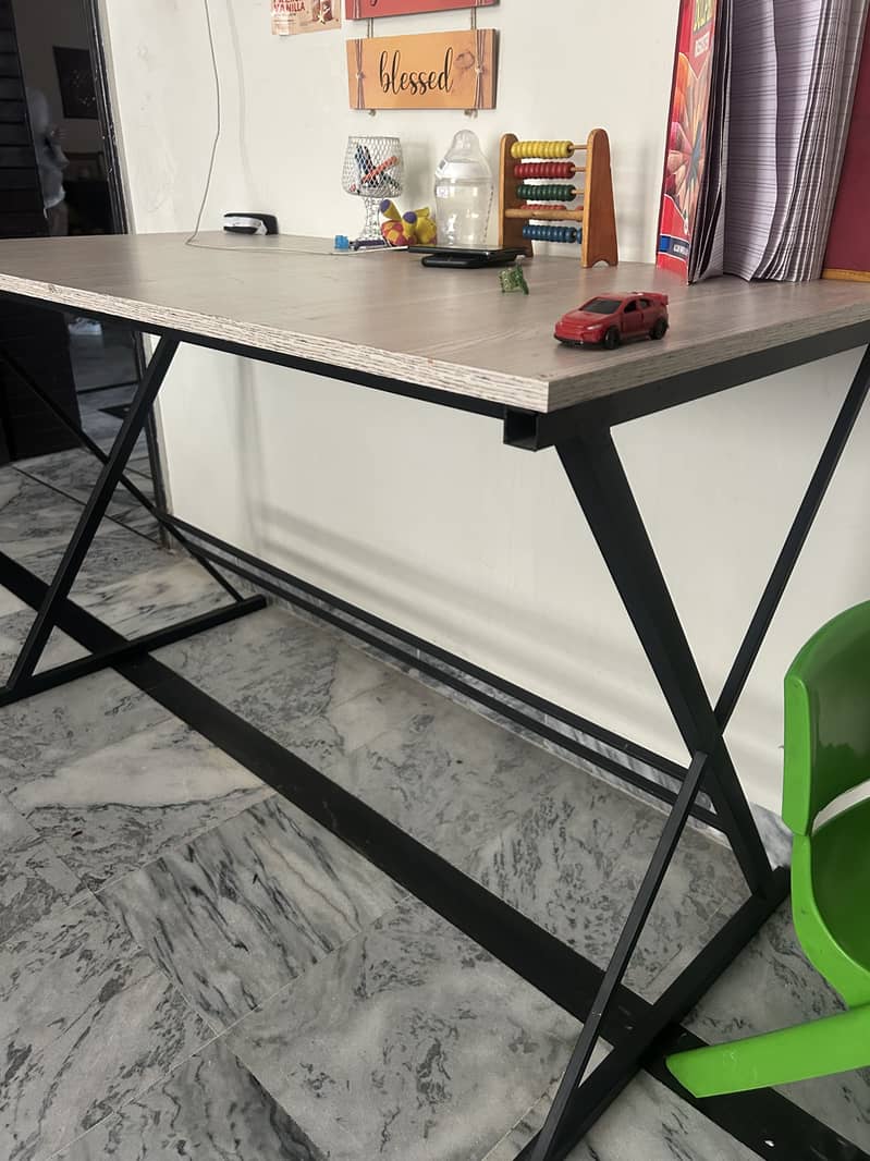 Computer table, study table 2