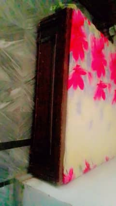 Second hand wooden bed