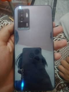 vivov23e