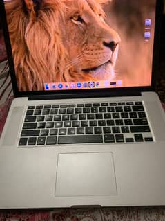 macbook pro 2013 15 inch corie 17 8 ram 256 gb