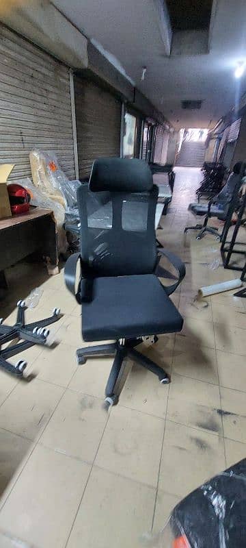 Revolving Office Chairs 4