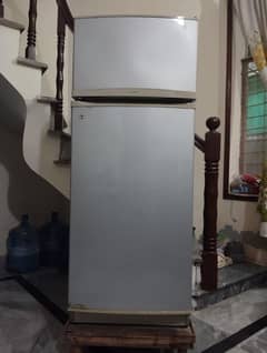 Haier HRF-253E