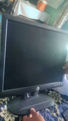 Dell wali Lcd h 17ench or sth computer waly choty buffer