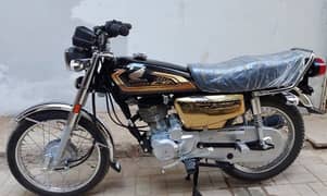 HONDA 125 2025 GOLD IN BRAND NEW CONDITION