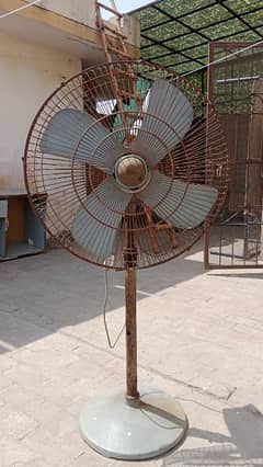 Pedestal Fan for sale