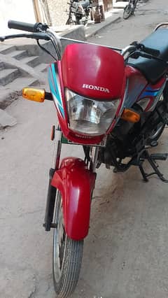 Honda pirdar 100 cc model 17+18