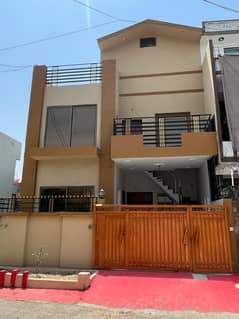 Double story VVIP location and construction