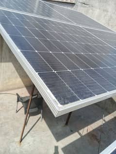I am Selling my Solar Panels Plates 2 LONGI and 1 JINKO