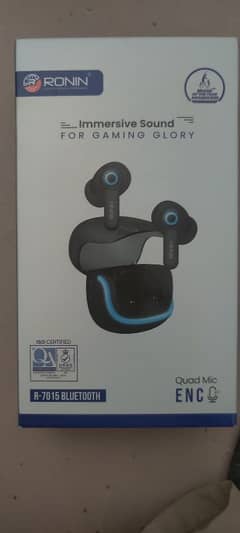 Ronin  R-7015 earbuds best conditions 10/10