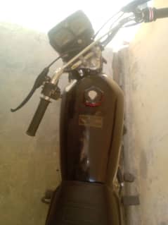 125 Honda all Punjab number. . . 175000 demand