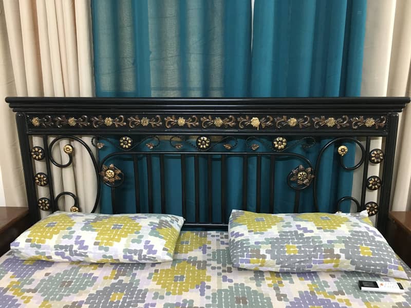 King size bed with side tables and dinning set (table & 4 chairs) 1