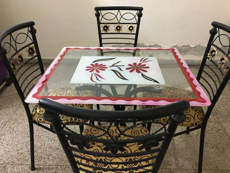King size bed with side tables and dinning set (table & 4 chairs) 5