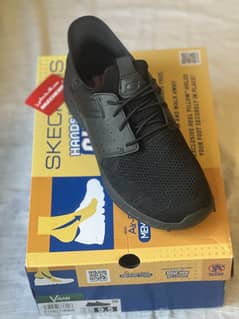 SKECHERS