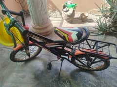 Bicycle for 7 to 10 years. Good quality.