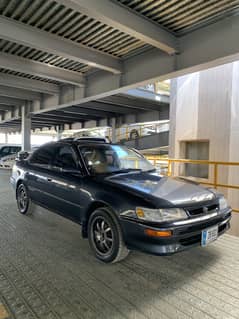 Toyota Corolla SE. G