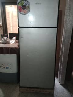 Dawlanc Double Door Fridge In good conditions