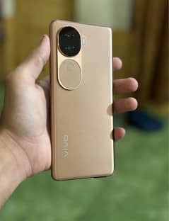vivo v40e mobile ha complete box ha bulkol New set ha Exchange Hoskta