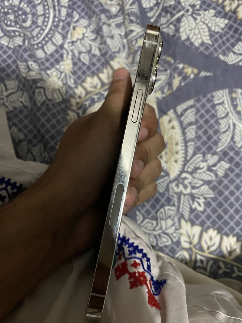 10 by 10 condition with box,  seal pack phone 7
