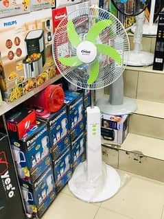 Brand new rechargable fan [Ac Dc)