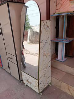 Glam Touch Dressing Mirror