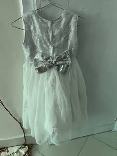 Elegant White Kids Frock with Net Skirt – Brand New!
