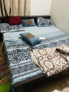 Vintage Pure Solid Bed