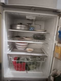 Dawlance fridge urgent for sale