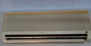 sanyo split AC