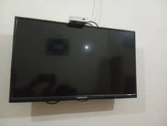 Chenghong ruba 32 inch sleek LED TV with a ptcl smart android device