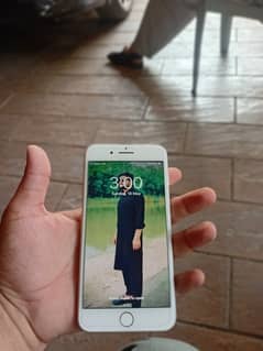 IPhone 7 Plus 128 gb battry change acha wali pora din nikalti