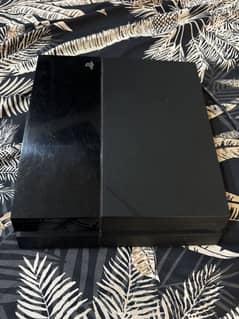 PS4 (Playstation 4)